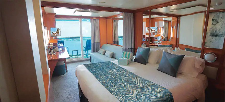 Мини-сьют "Mid-Ship Mini-Suite with Balcony"